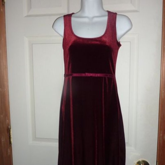 Eaton's Brand Velvet Red Dress - Picture 4 of 5